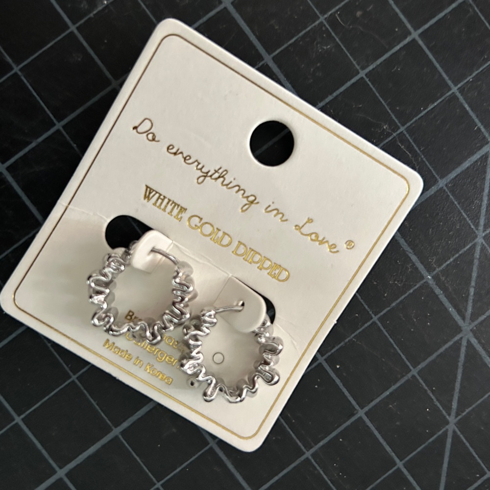 Silver ruched earrings small hoops